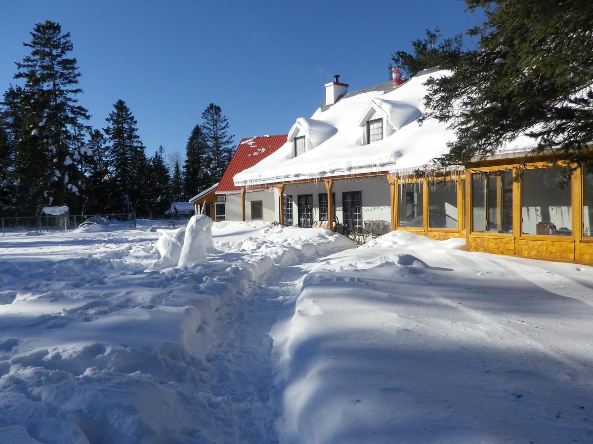 סן-גבריאל-דה-ואלקרטייה Auberge La Seigneurie Valcartier מראה חיצוני תמונה